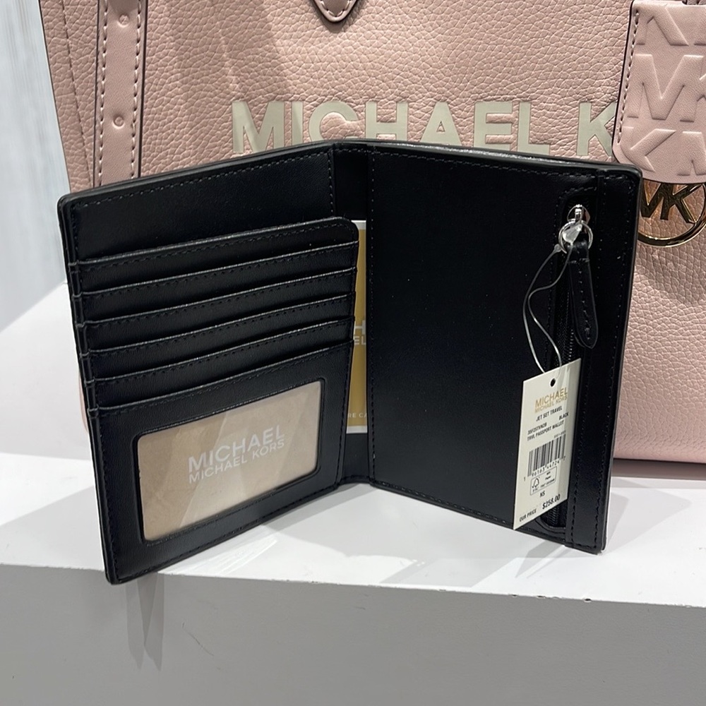 Michael Kors Jet Set Travel Passport Wallet
Black Signature/Silver-Tone Hardware - Picture 12 of 16